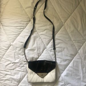 Nine West black and white crossbody purse